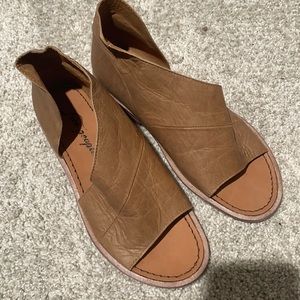 Free people sandals